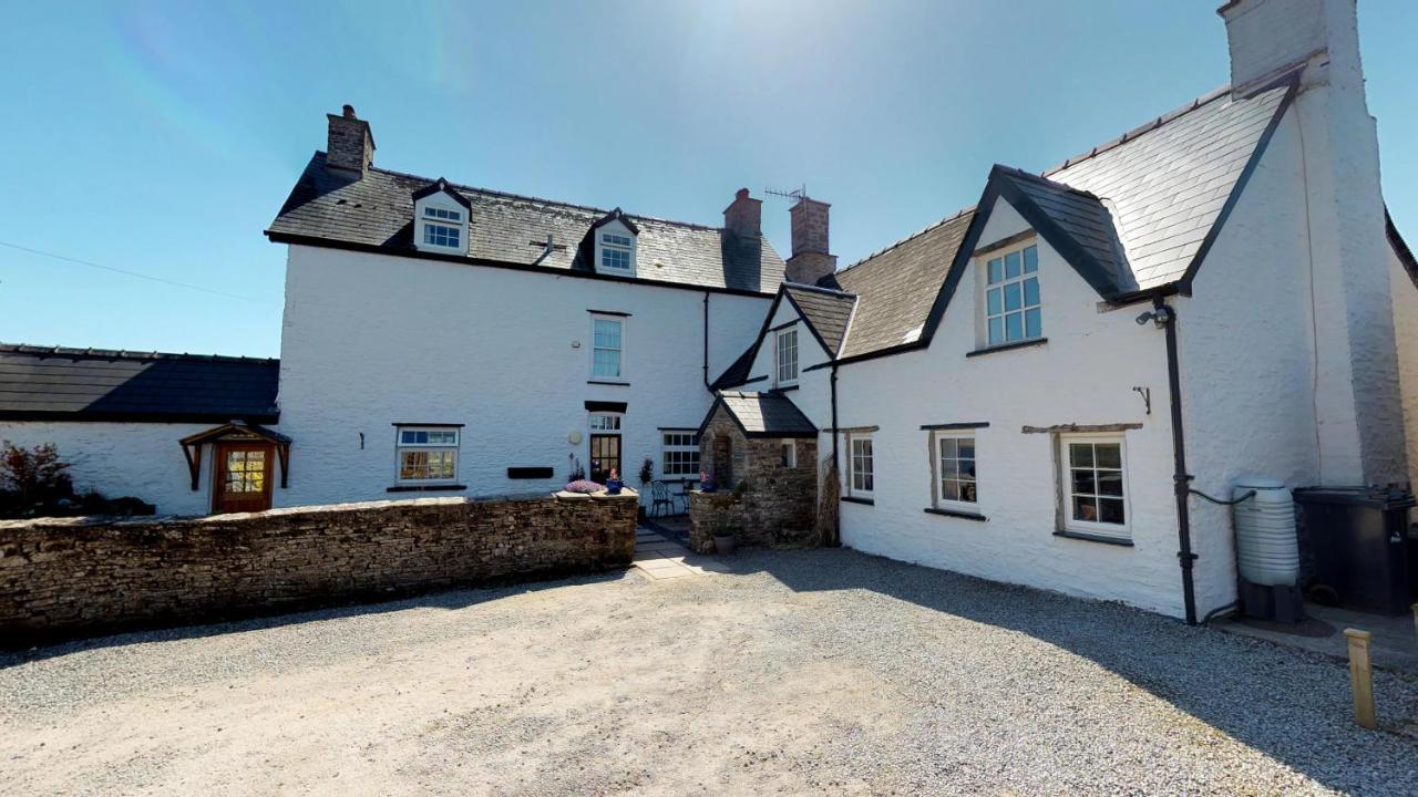Ty Newydd B&B Brecon Esterno foto