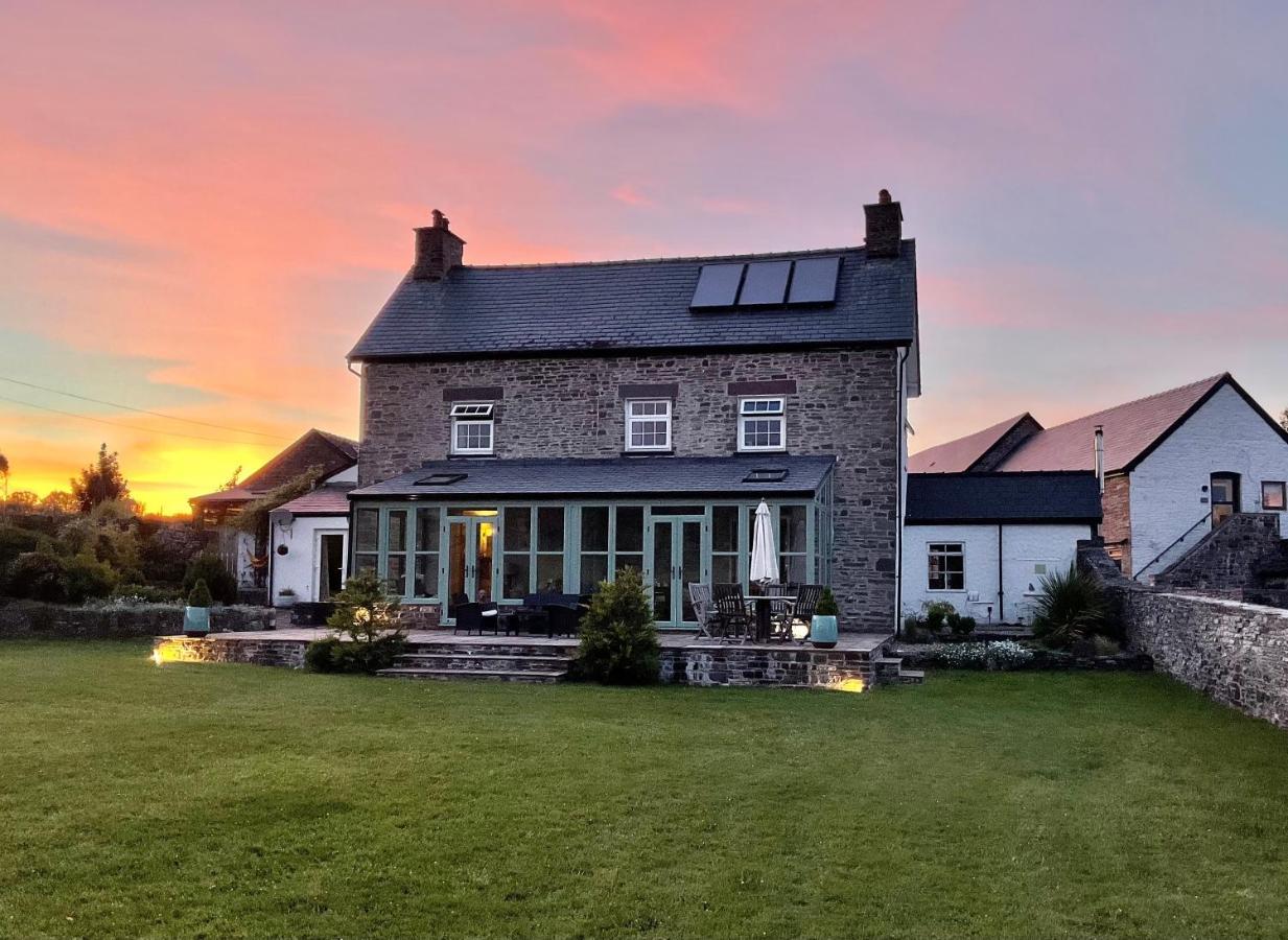 Ty Newydd B&B Brecon Esterno foto