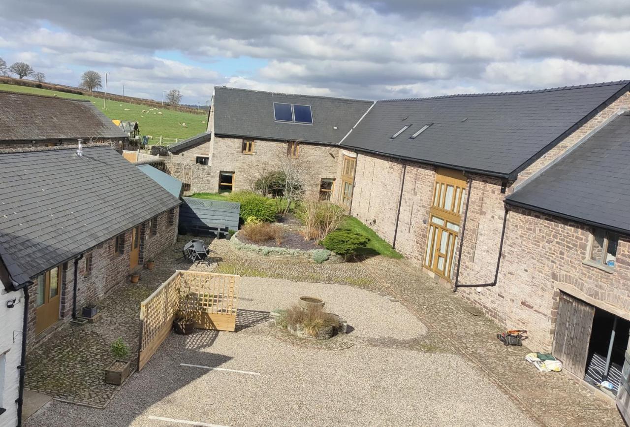 Ty Newydd B&B Brecon Esterno foto