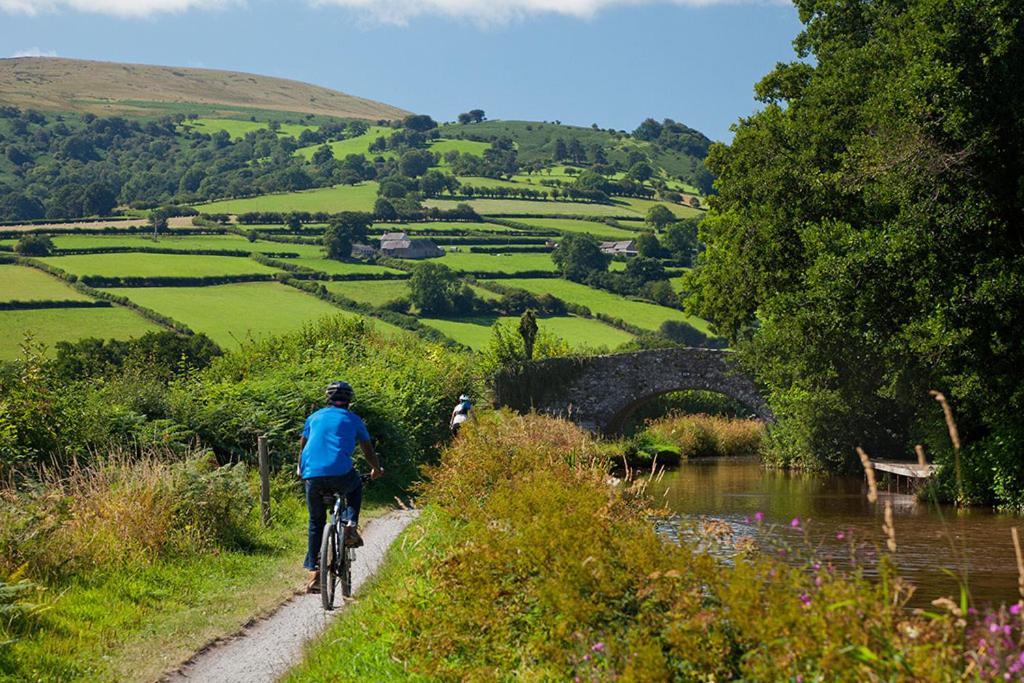 Ty Newydd B&B Brecon Esterno foto